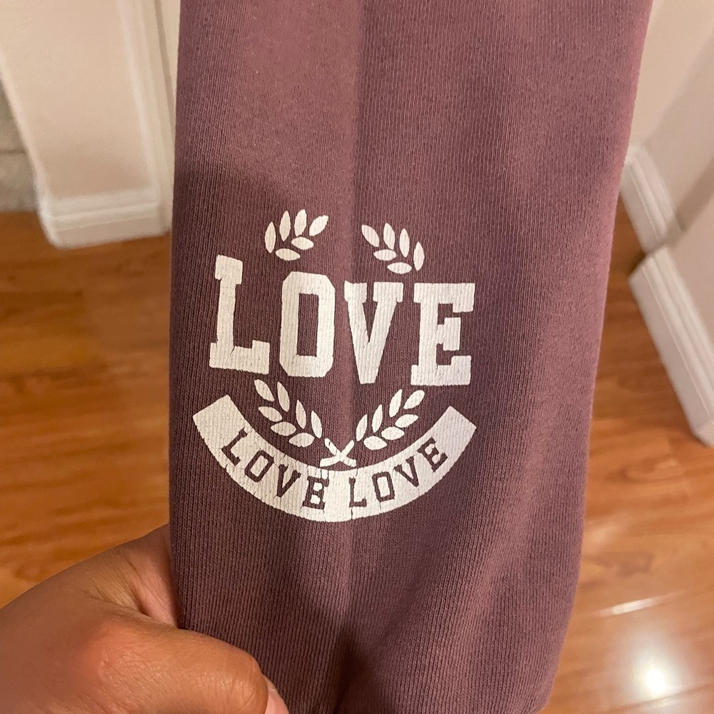 Purple sweater SIZE MEDIUM M - Picture 4 of 4